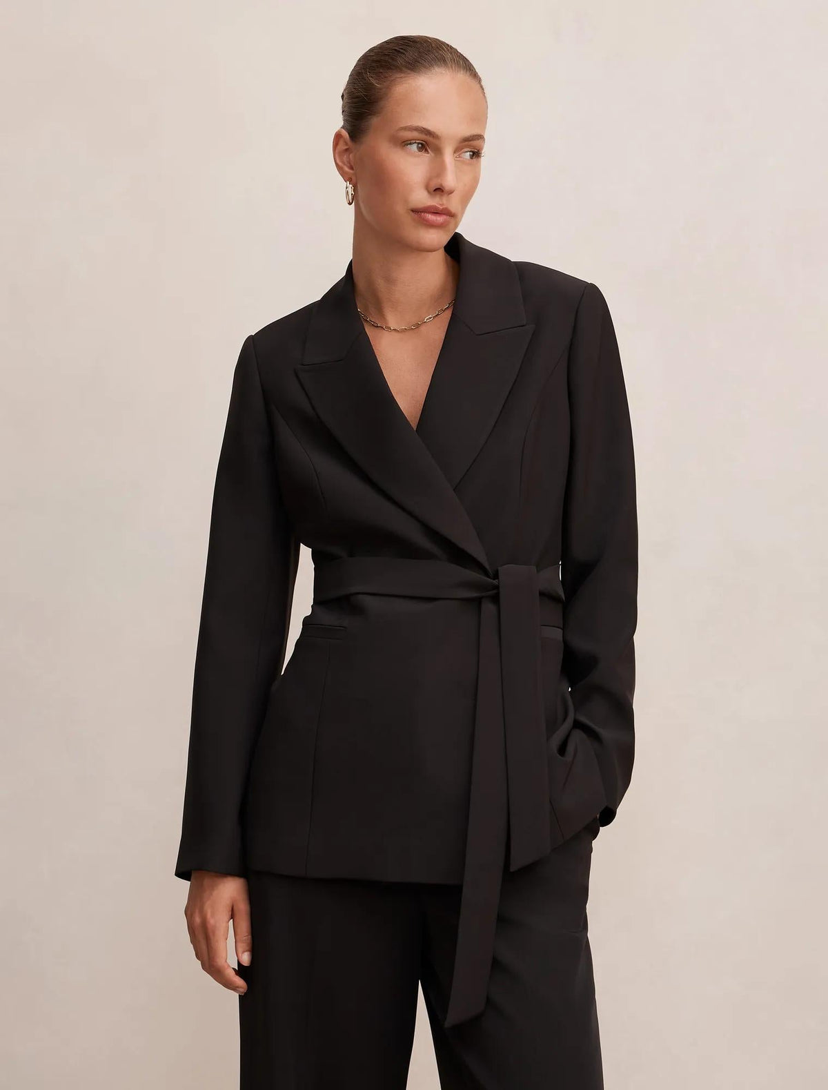Bella Kemerli Blazer Ceket Siyah