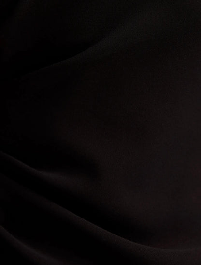 Zaria Omuzları Açık Bodycon Midi Elbise Siyah