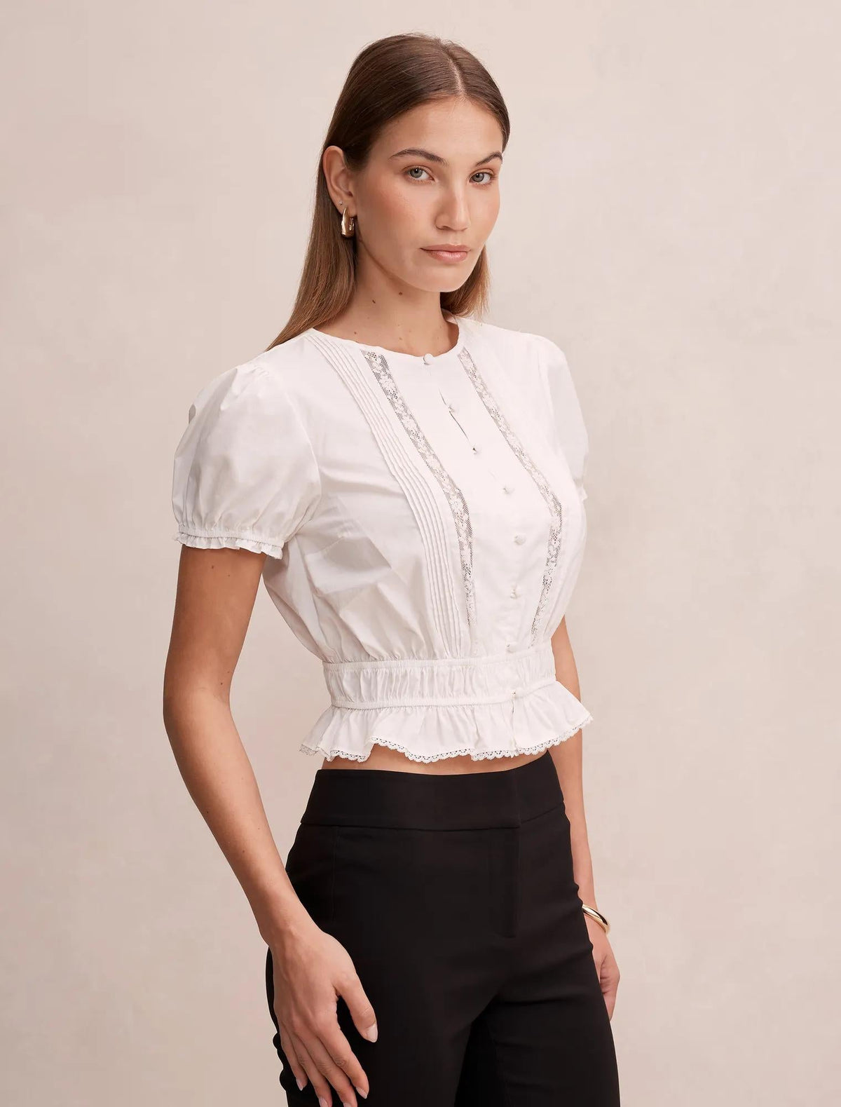 Delta Dantel Nervürlü Bluz Kırık Beyaz