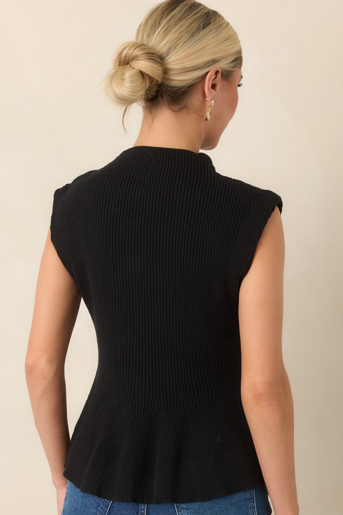 Siyah Fitilli Kolsuz Peplum Triko Bluz