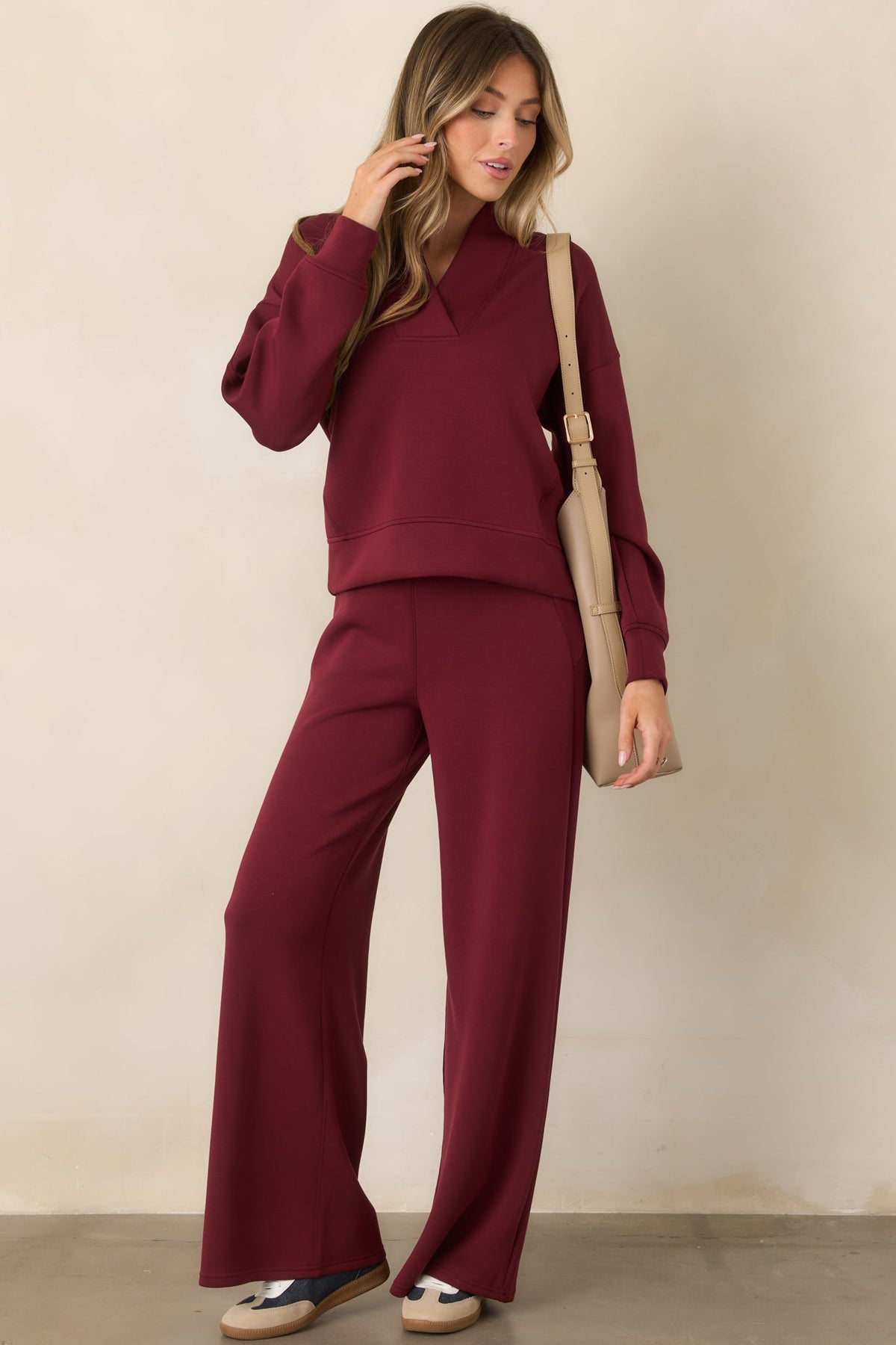 Bordo V Yaka Uzun Kollu Sweatshirt