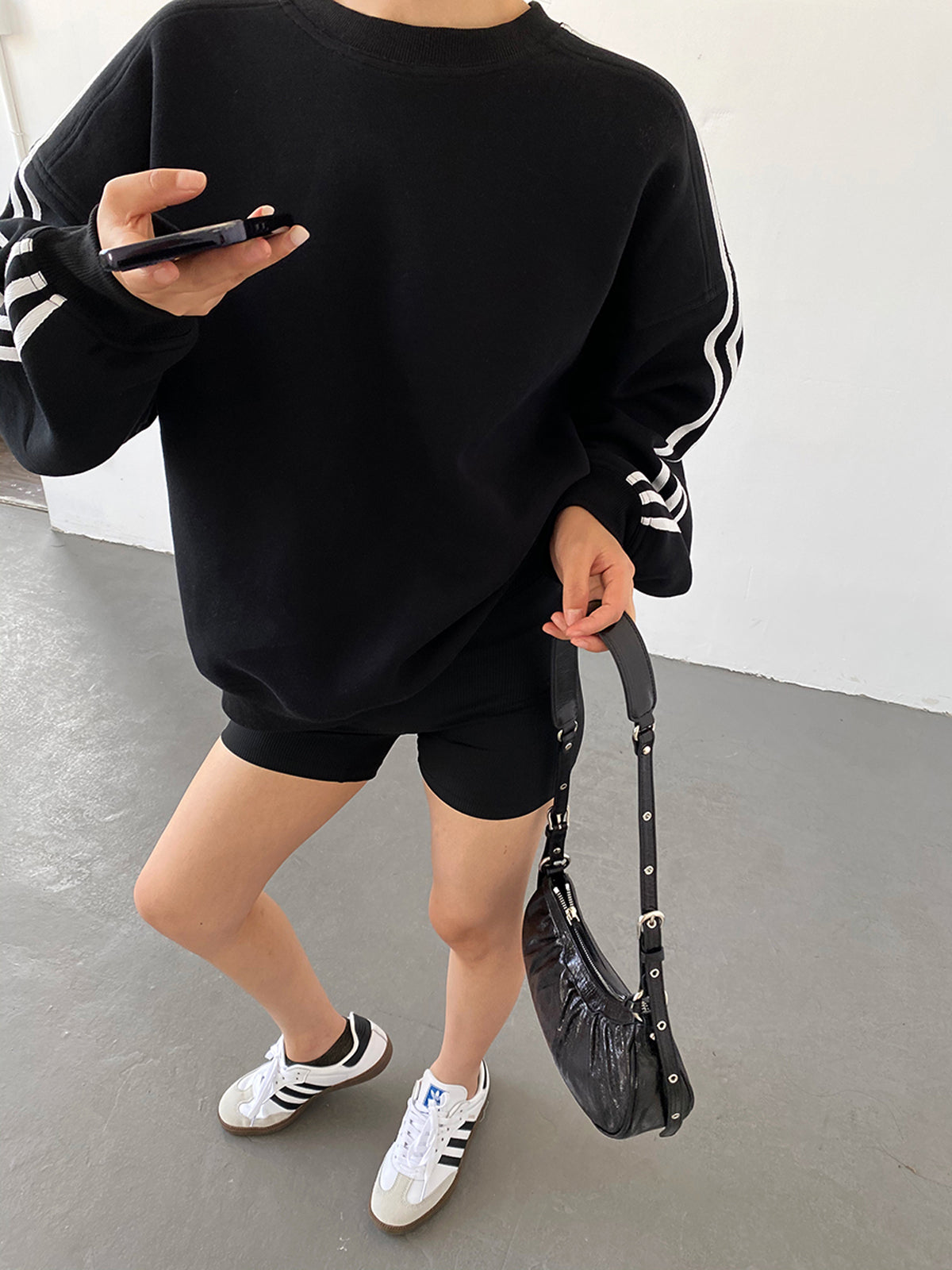 Büyük Boy Panel Sweatshirt