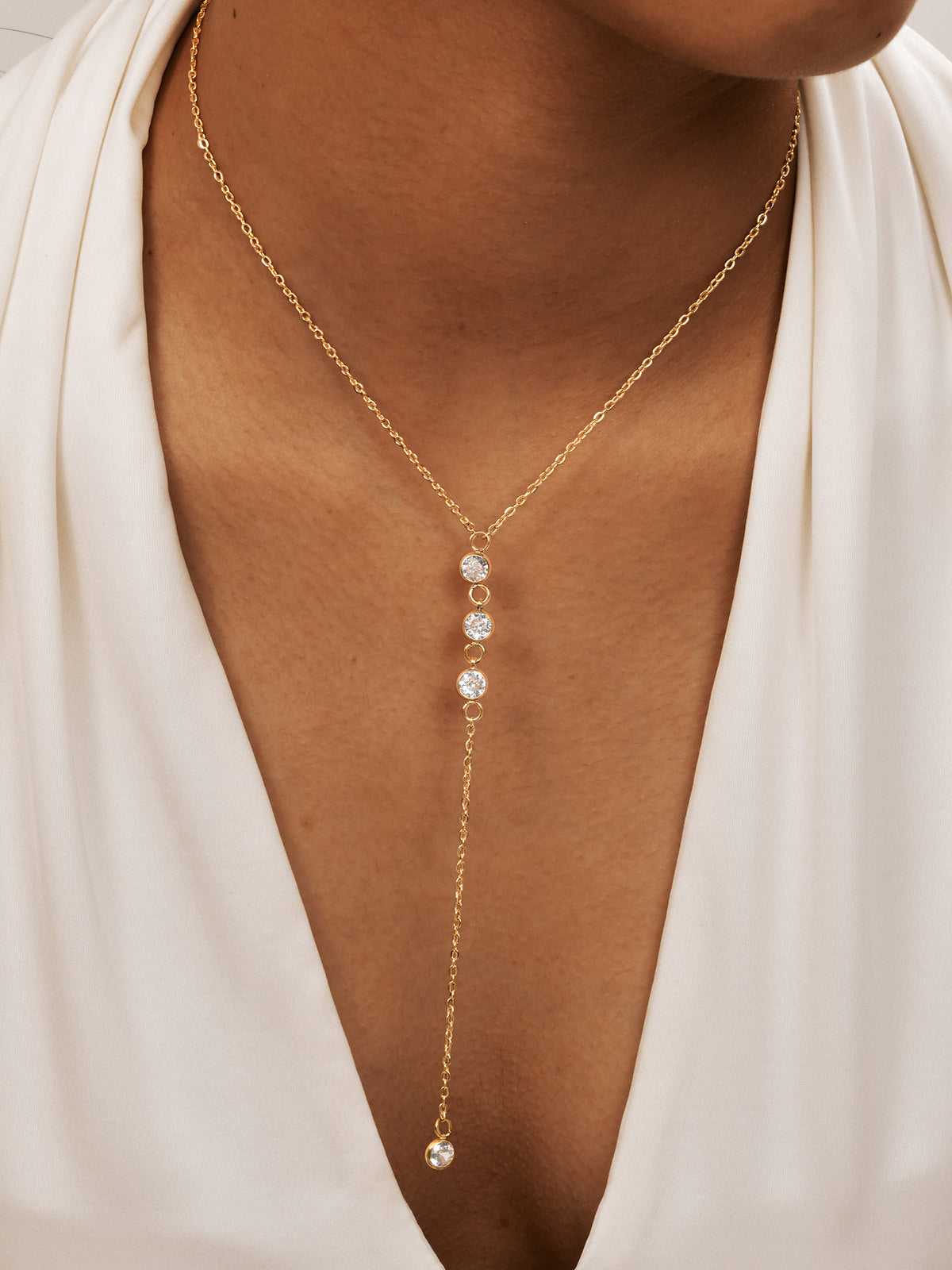 Yapay Elmas Lariat Damla Kolye
