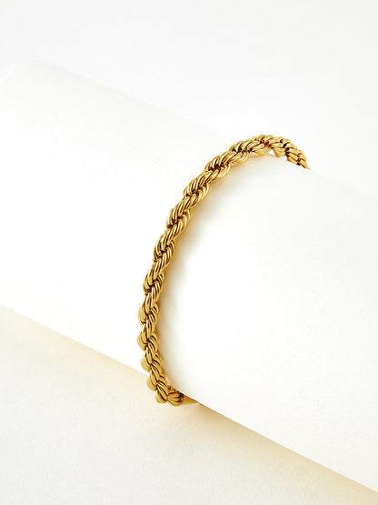 Minimalist Twist Bileklik