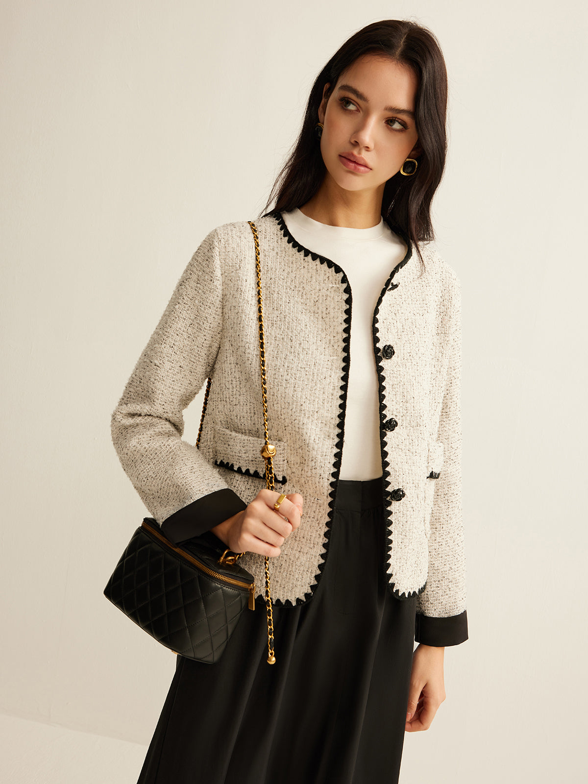 İşlemeli Tweed Kısa Ceket