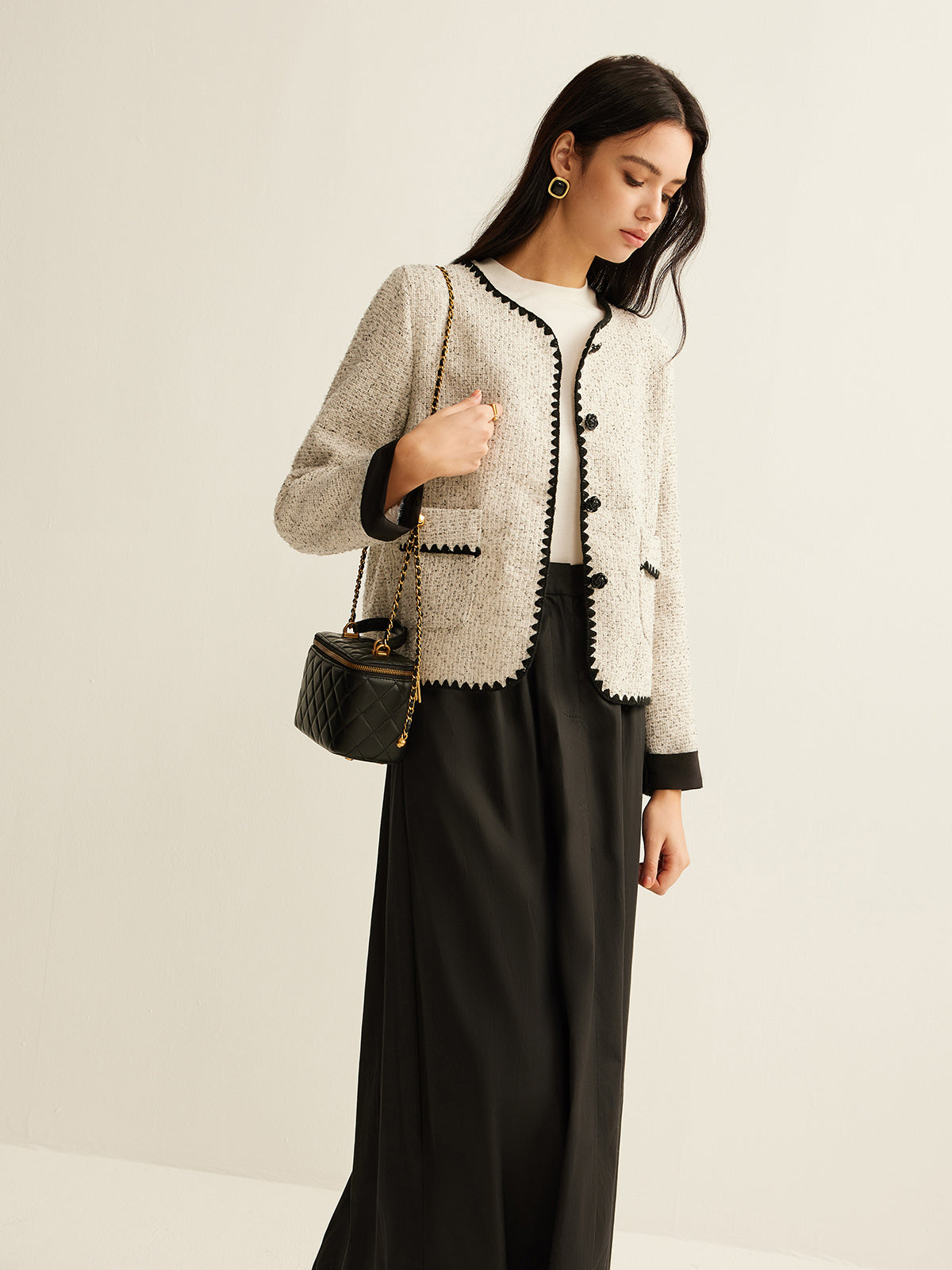 İşlemeli Tweed Kısa Ceket