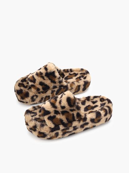 Leopar Tüylü Platform Terlik