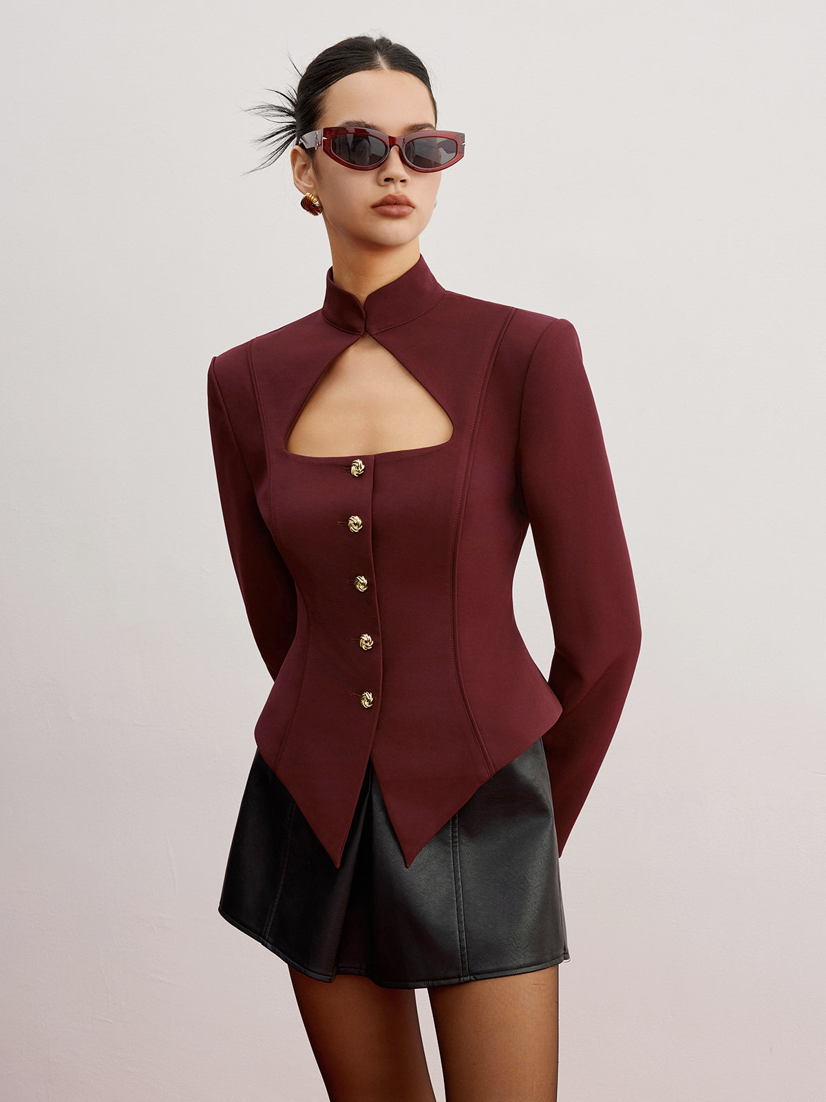 Omuz Pedli Kesik İnce Blazer