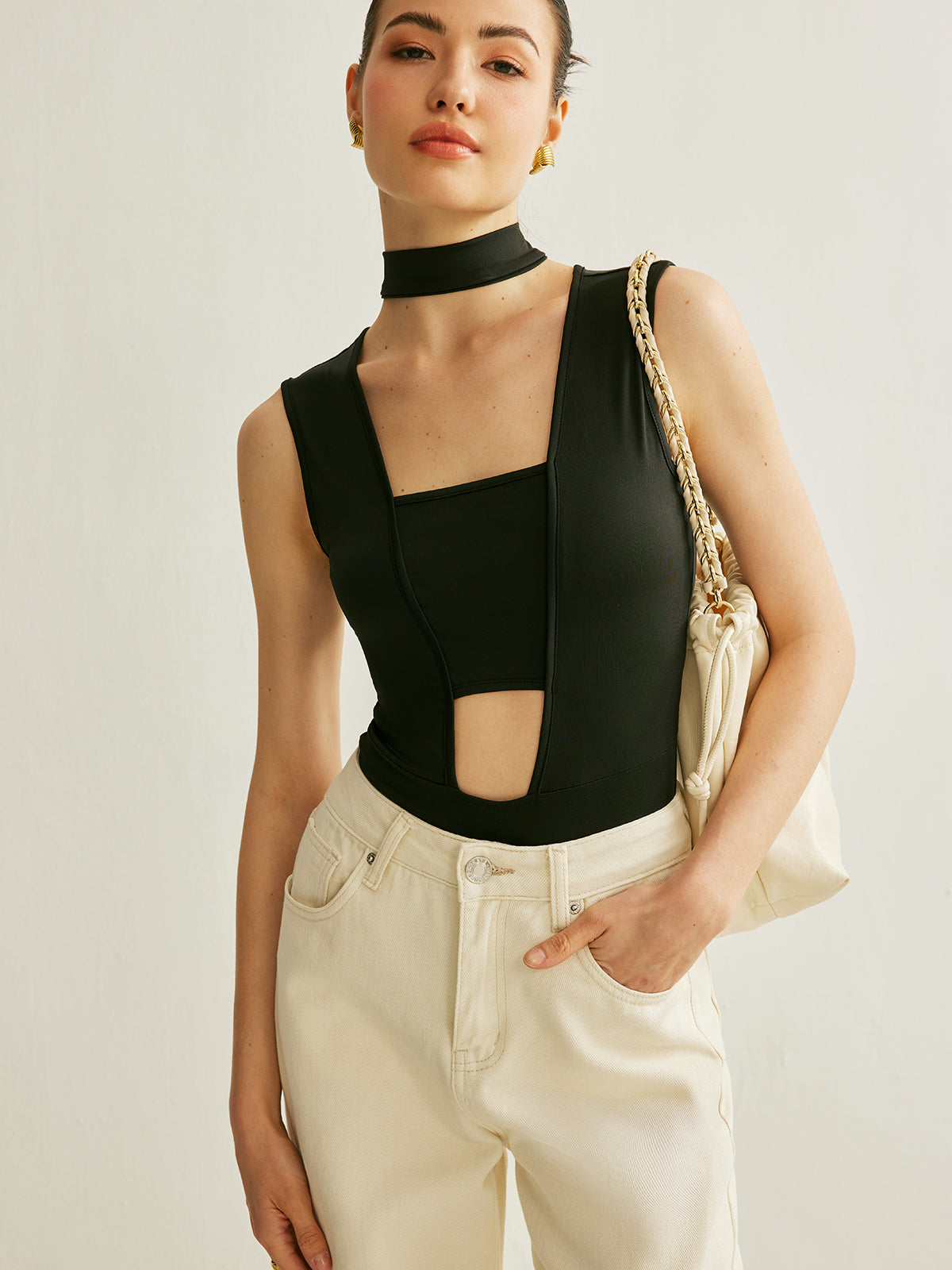 Spor Şık Kolsuz Kesikli Bodysuit