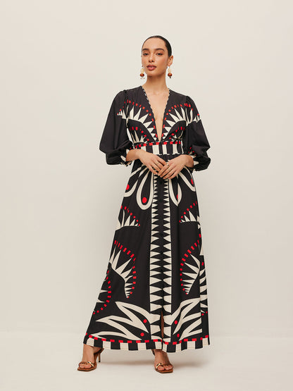 Boho Desenli V Yakalı Yırtık Elbise
