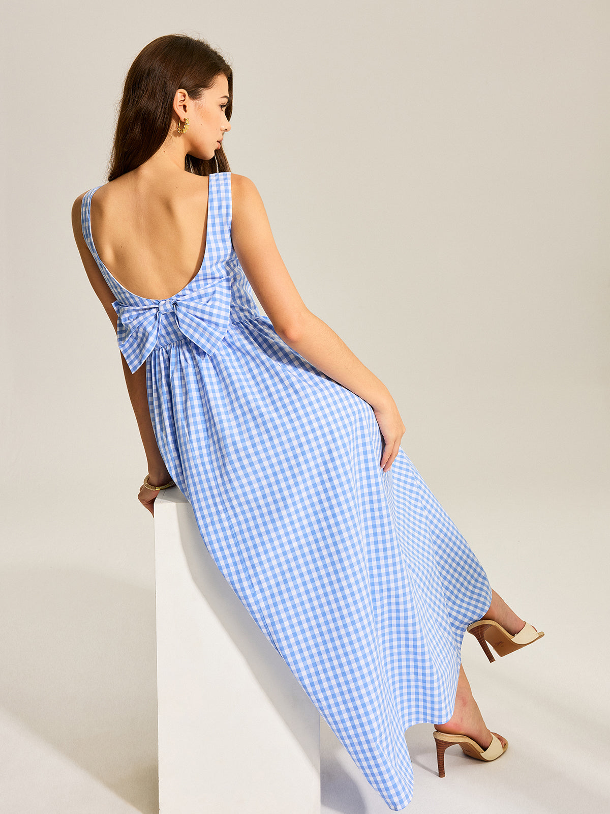 Sırtı Fiyonklu Gingham Kolsuz Elbise