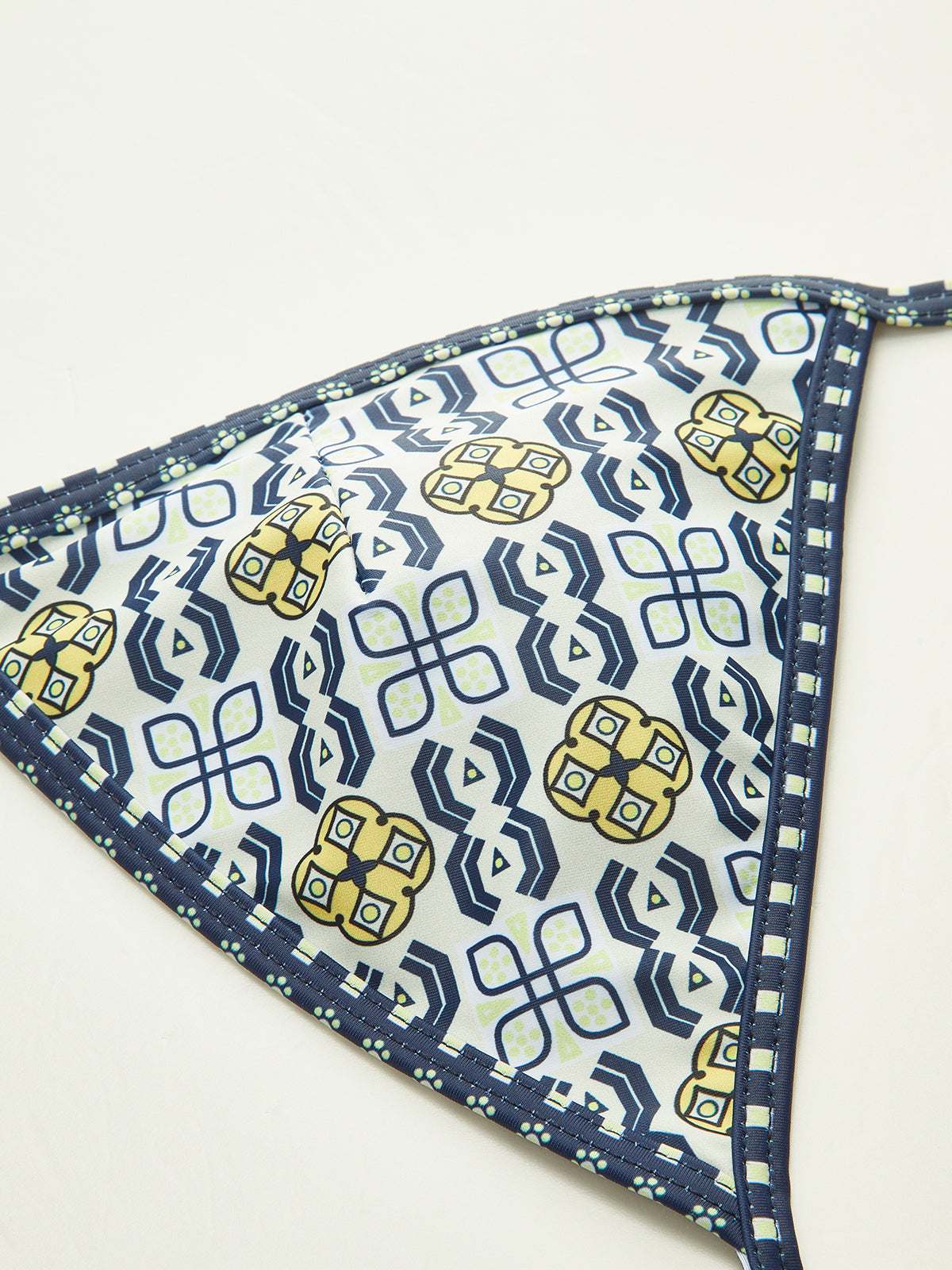 Desenli Halter Bikini Takımı