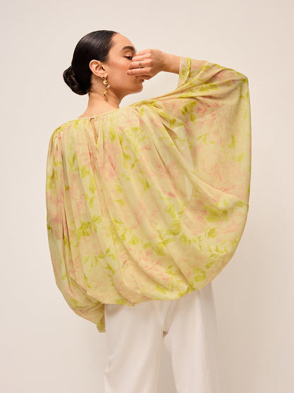Yarı Şeffaf Şifon Çiçek Desenli Drape Kollu Bluz
