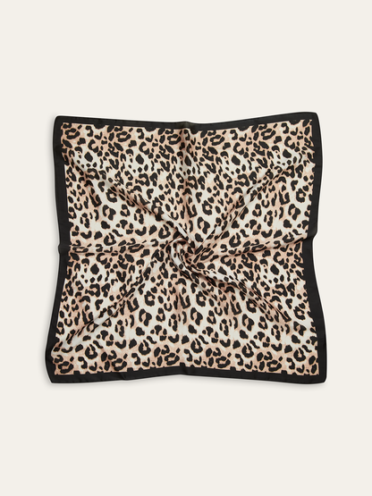Leopar Desenli Kare Eşarp