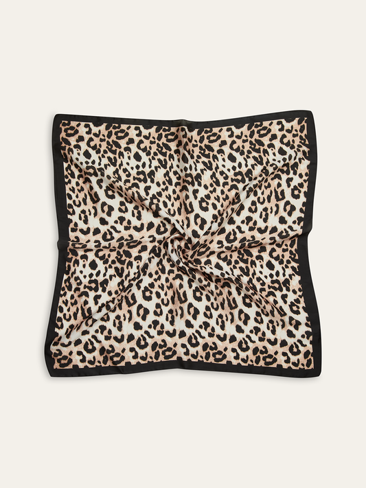 Leopar Desenli Kare Eşarp