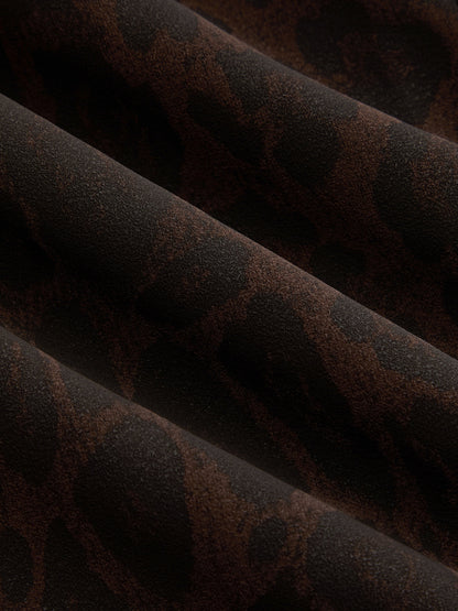 Önden Burgu Detaylı Leopar Desenli Bluz