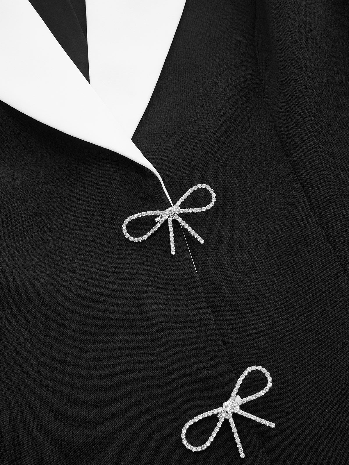 Kontrast Klapalı Fiyonklu Blazer Elbise