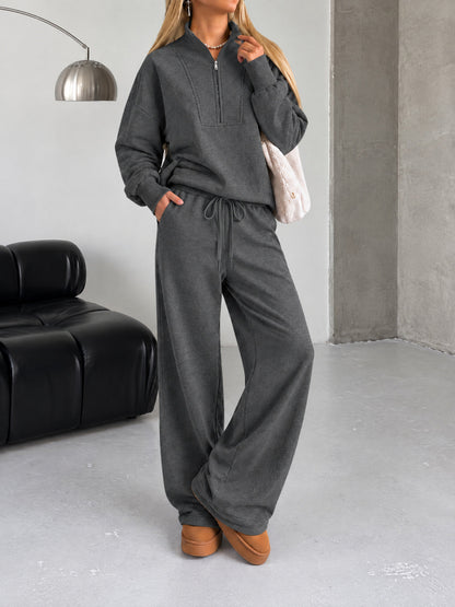 Yarım Fermuarlı Sweatshirt ve Bol Paça Pantolon Takımı