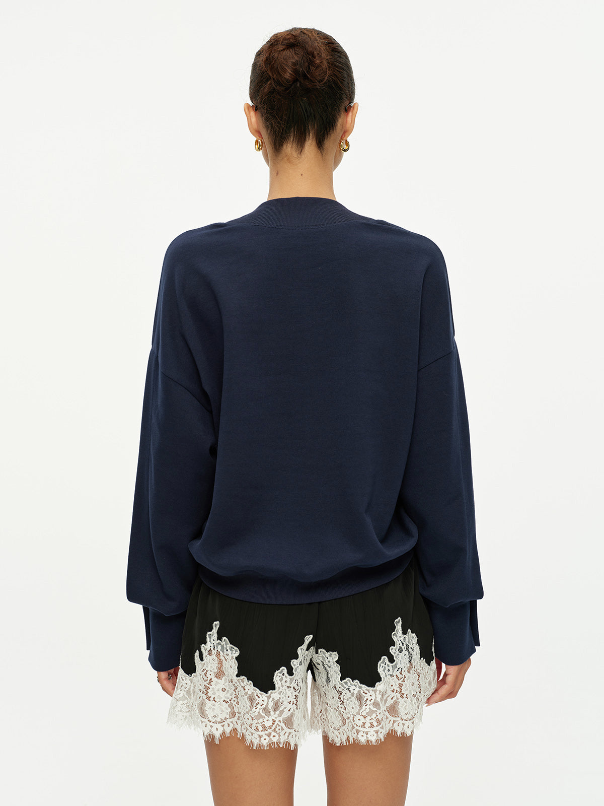 Çizgili Kollu Parçalı V Yaka Sweatshirt