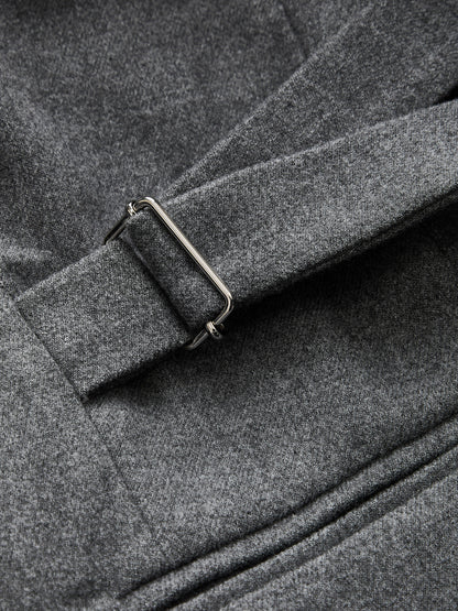 Yan Tokalı Klasik Kesim Blazer Ceket