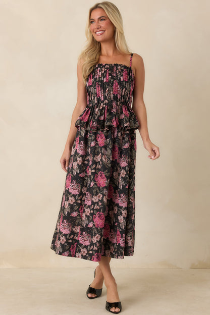 Siyah Pembe Çiçekli Pilili Peplum Pamuklu Midi Elbise