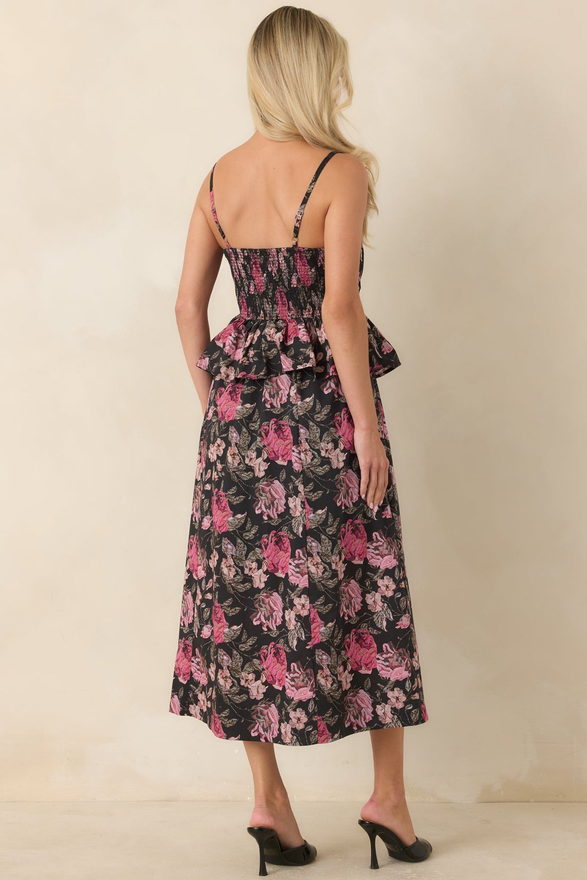 Siyah Pembe Çiçekli Pilili Peplum Pamuklu Midi Elbise
