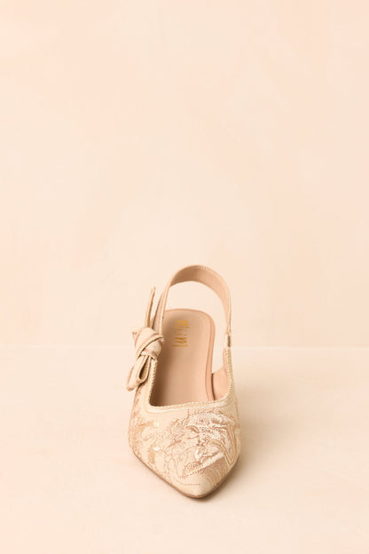 Şampanya Nakışlı Sivri Burun Slingback Topuklu Ayakkabı