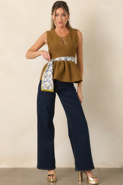 Karamel Kahve Tokalı Peplum Triko Bluz