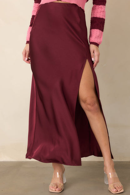 Bordo Verev Kesim Saten Midi Etek